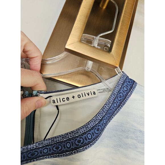 Alice + Olivia Women's Wynell Toile De Jouy Print Mini Dress NWT Size 6 - Picture 7 of 16